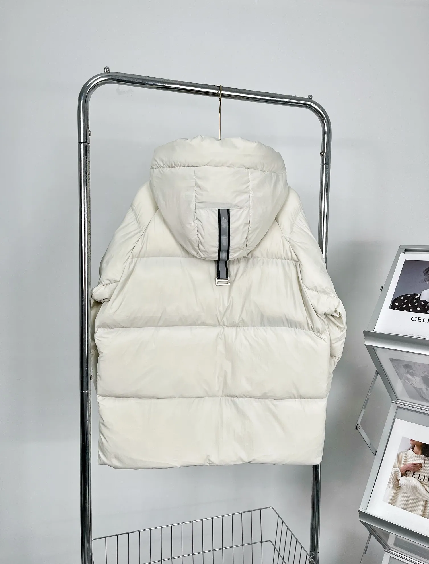 P780 𝐂𝐚𝐧𝐚𝐝𝐚 𝐠𝐨𝐨𝐬𝐞丨Canada Goose Ouyang Nana same style short down jacket Size: S-XXL